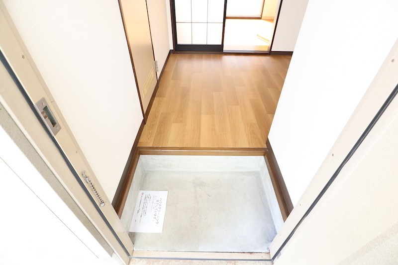 コーポｎａｍｏＢ棟 玄関