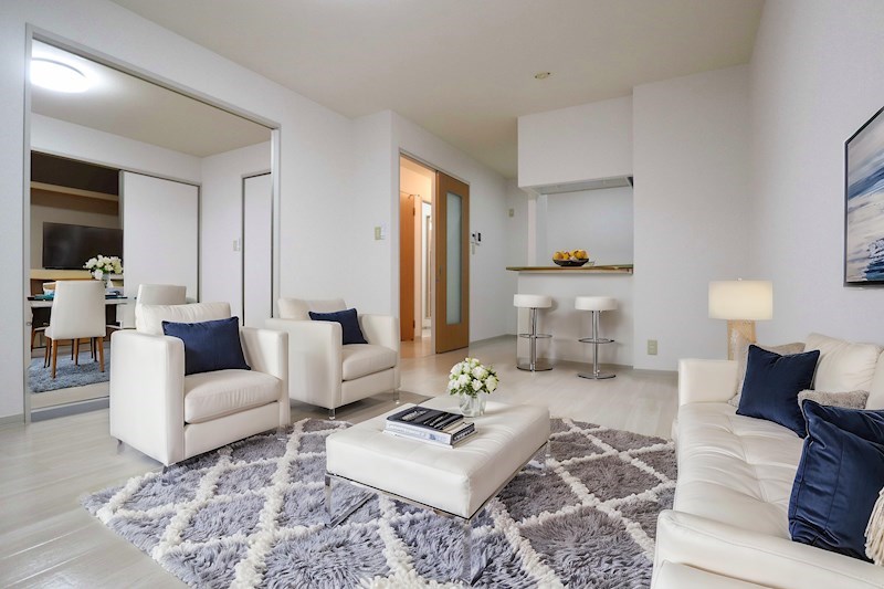 ＤＥＬ　ＡＲＺＴ（デル　アルツト） リビング