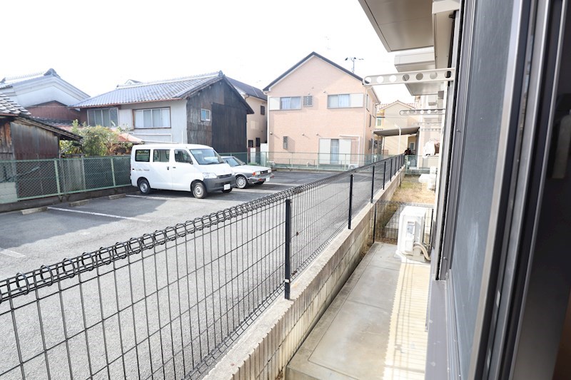 ＤＥＬ　ＡＲＺＴ（デル　アルツト） ベランダ