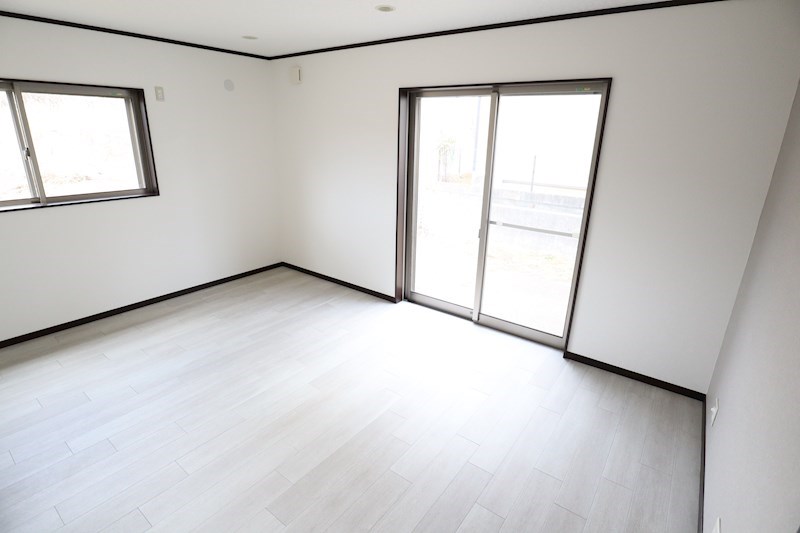 天理市櫟本町　戸建 リビング