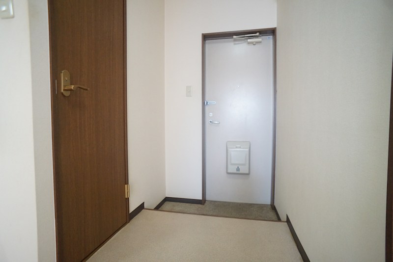 サンモール野神Ⅱ 玄関