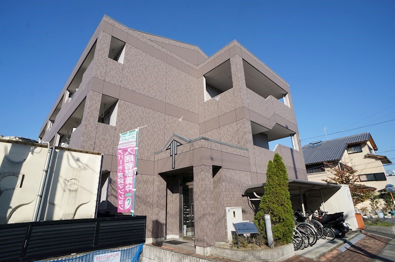 ＷＩＮＧ　ＨＯＵＳＥ 107号室 外観