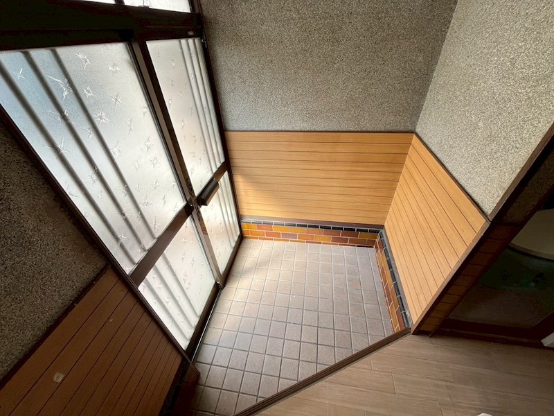 服部戸建 玄関