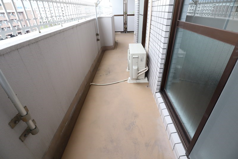 リアライズ八木 ベランダ