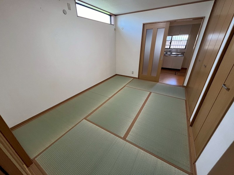 高畑戸建貸家Ⅱ リビング