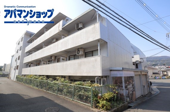メゾン大和東生駒 216号室 外観