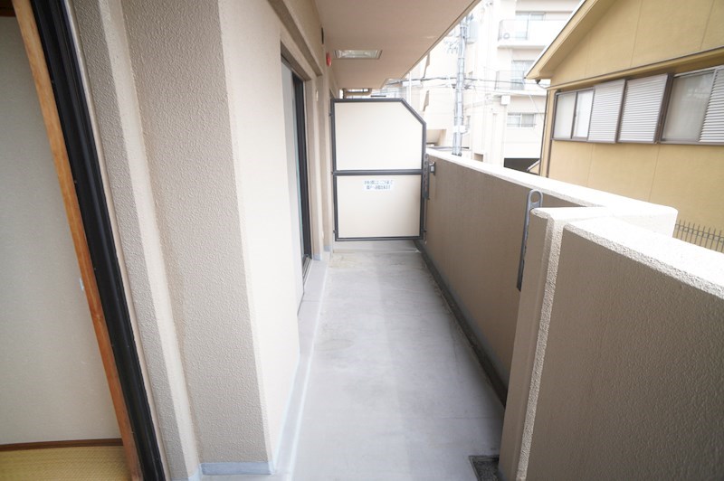 ルイシャトレ王寺 ベランダ