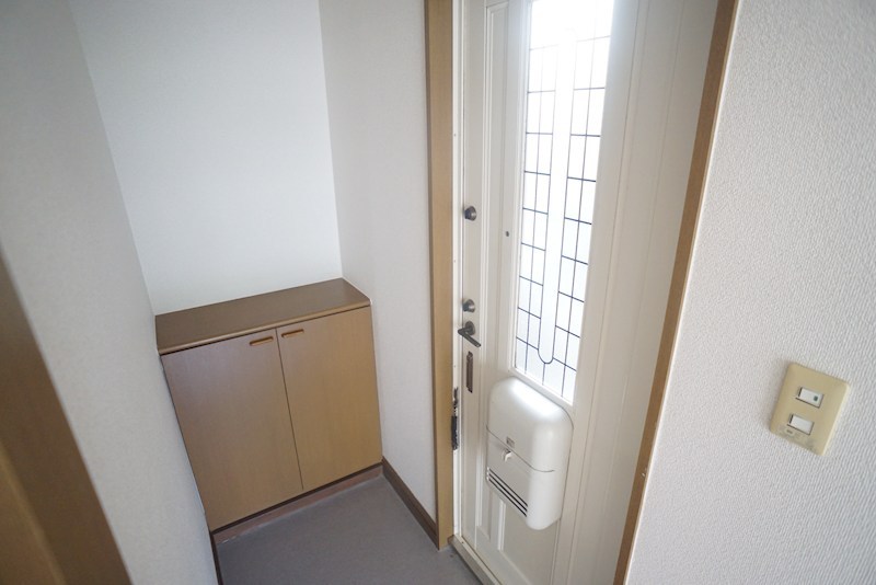 エクレール平城Ｂ棟 玄関