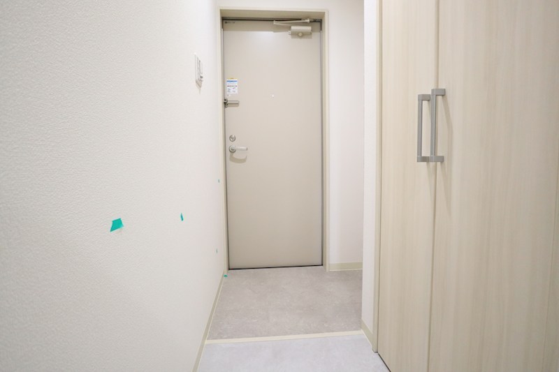 クリエオーレ天理 玄関
