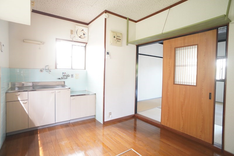学園朝日元町2丁目戸建 リビング