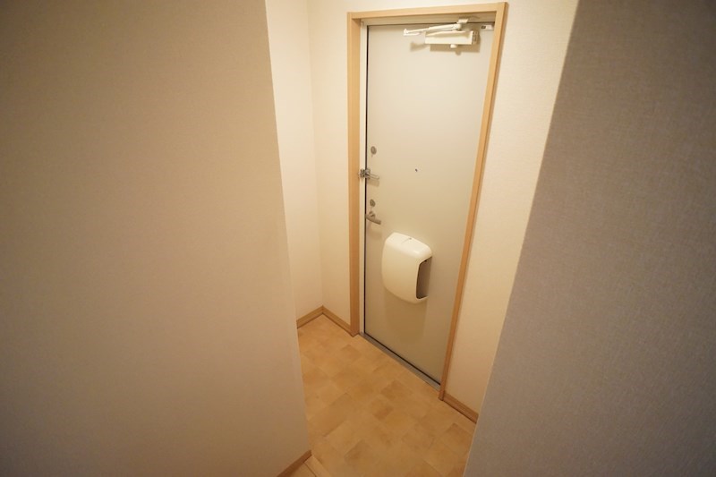 フェアリーＢ棟 玄関