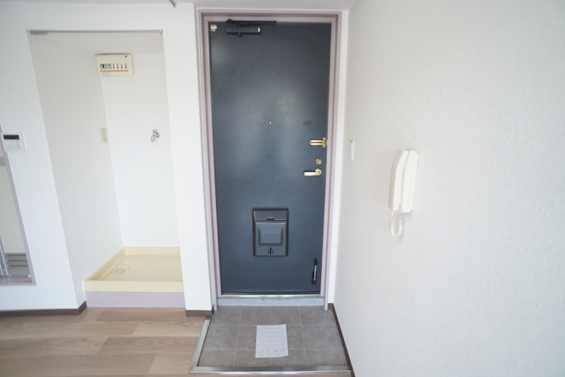 シティパレス富雄南 玄関