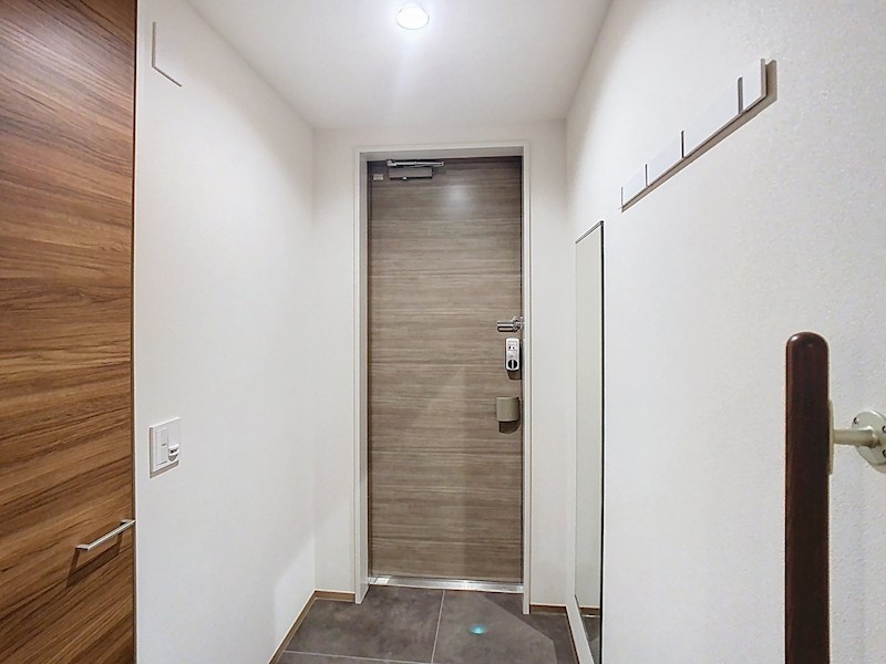 シャトードール　プレミア 玄関