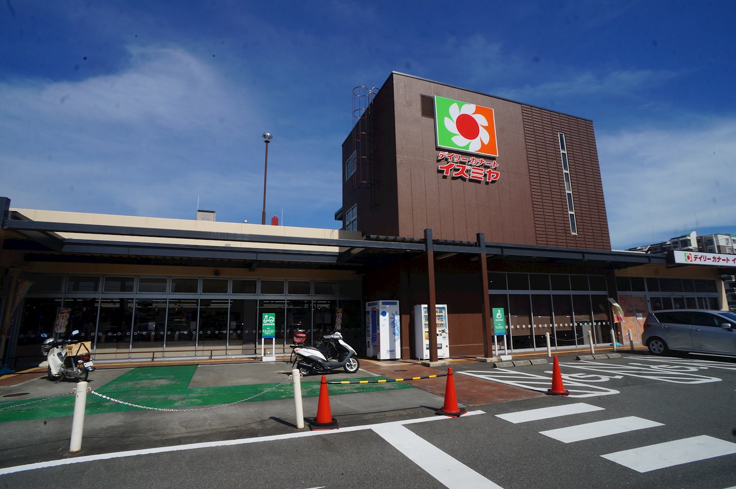 ファミールグランデC棟 周辺画像1
