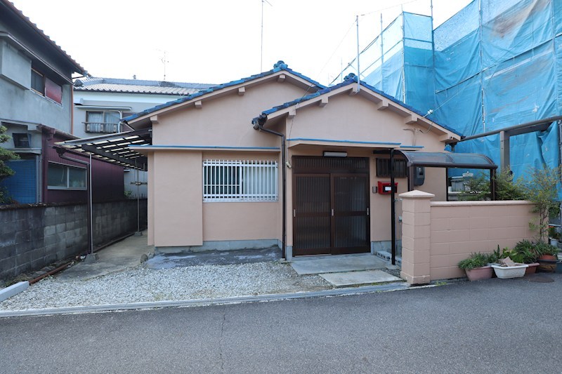 柳本町　貸家 外観