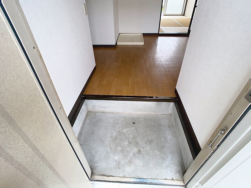 稲葉ハイツ　Ｂ 玄関