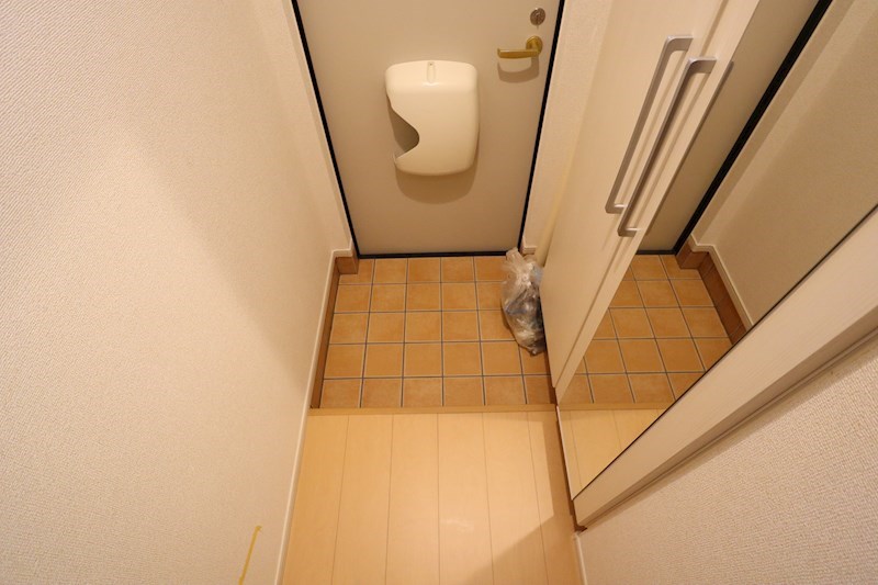 グランツ 玄関