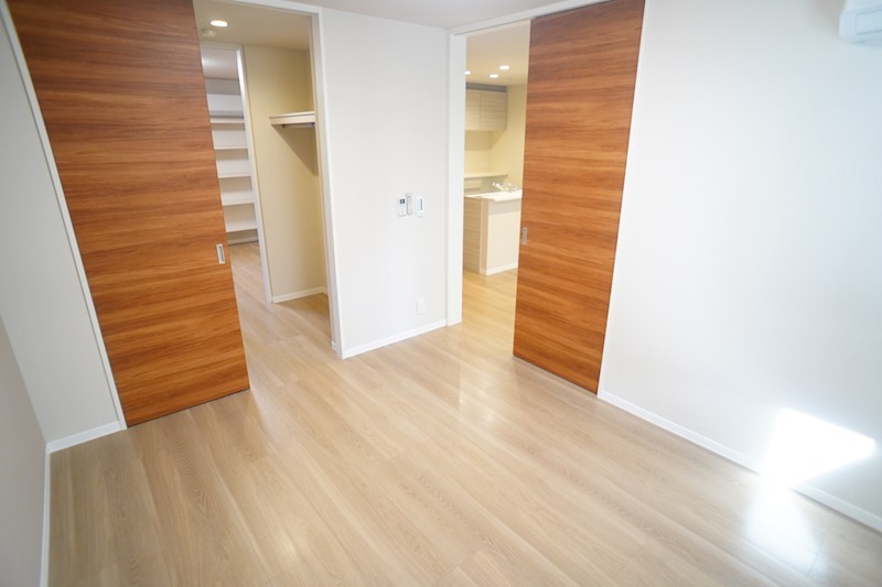 シャーメゾン　新大宮 ベッドルーム