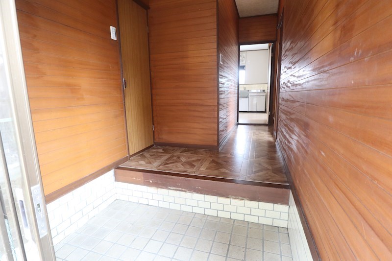 大和郡山市筒井町貸家 玄関