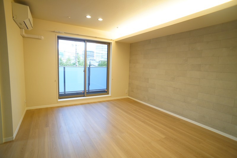 レジデンス三条宮前 リビング