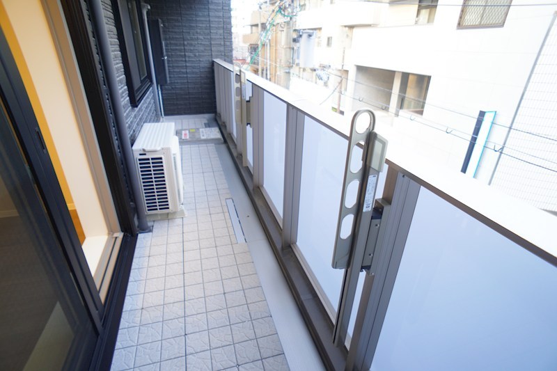 レジデンス三条宮前 ベランダ