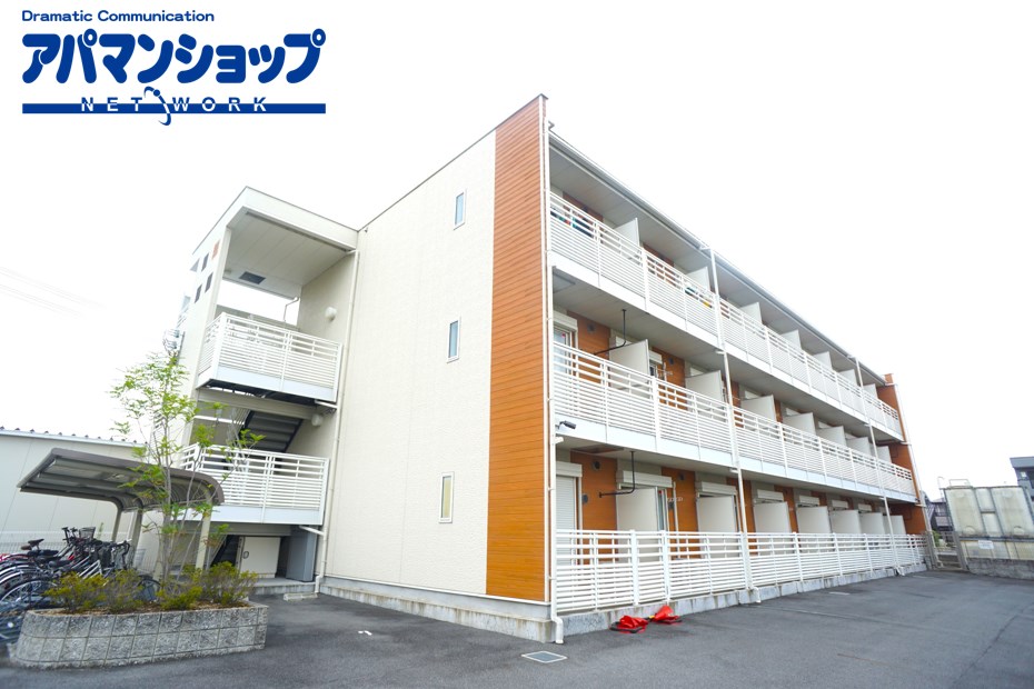 レオネクストコミンチャーレ九条 外観