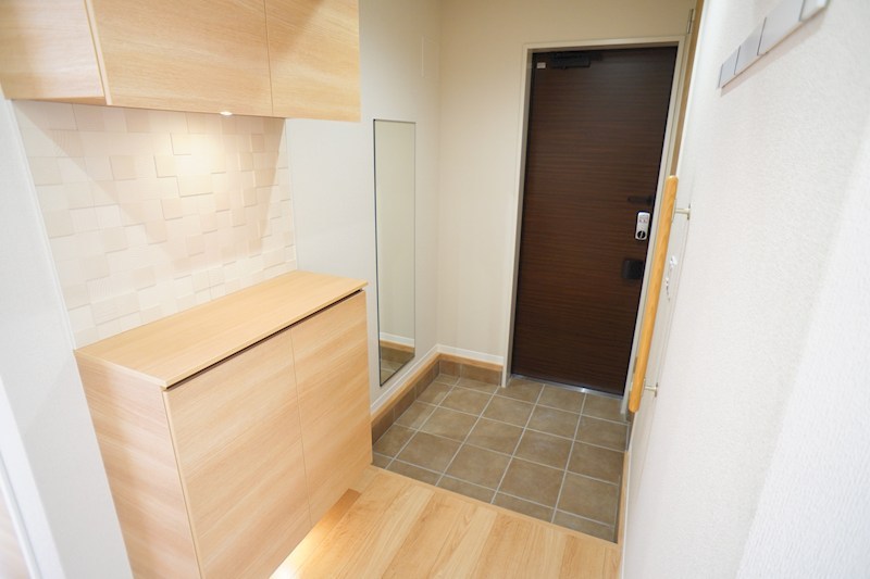 プラート　キアリノ 玄関