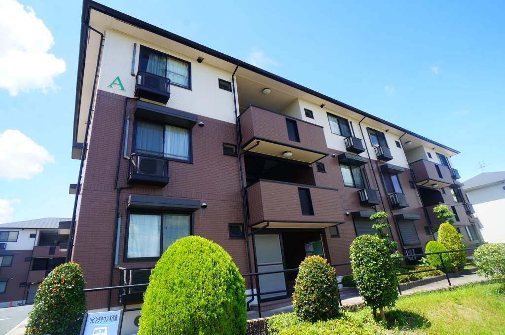 リビングタウン木津南　Ａ棟 101号室 外観