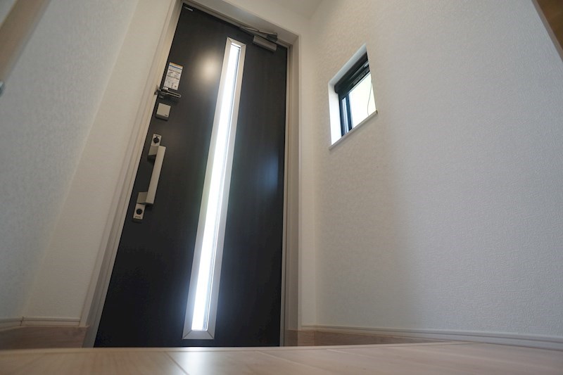中山町23-1　戸建て 玄関