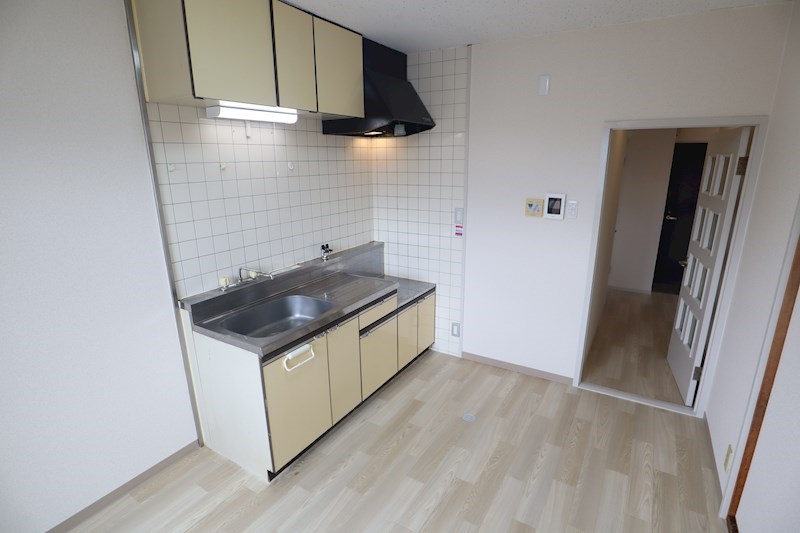 シルクロード醍醐 リビング