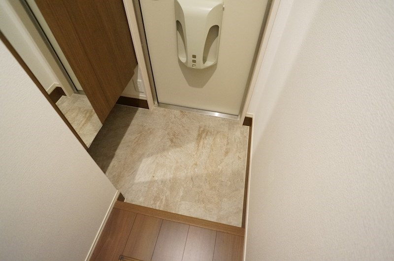 サングレース 玄関