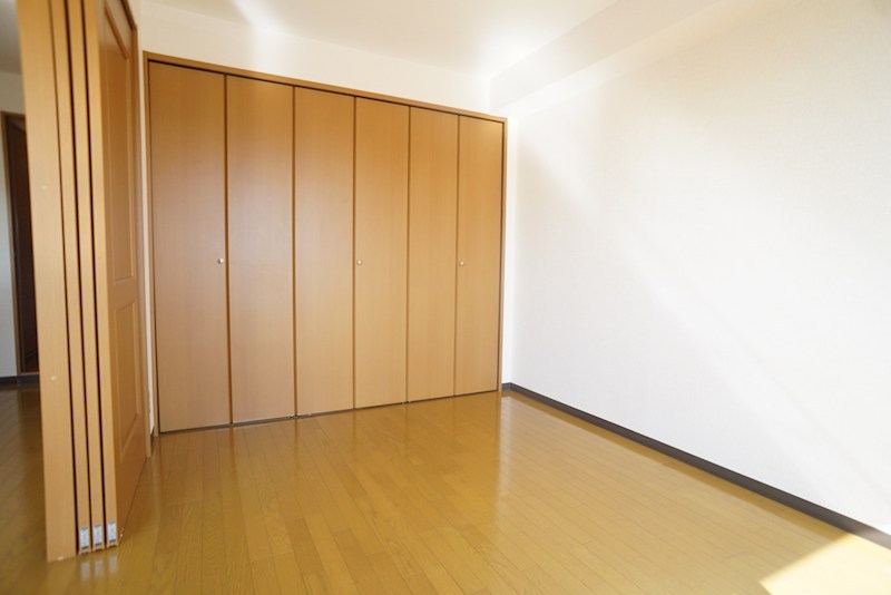 セピアコート ベッドルーム