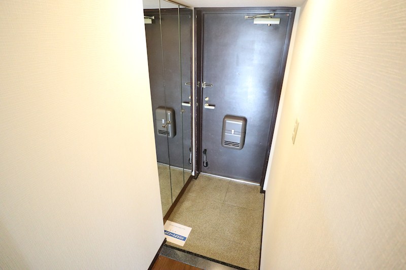 グリーンコーポ東生駒 玄関