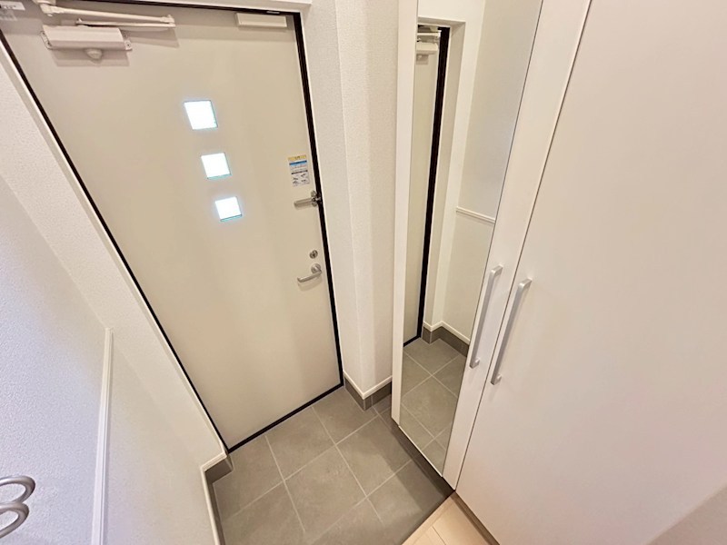 クローバー 玄関