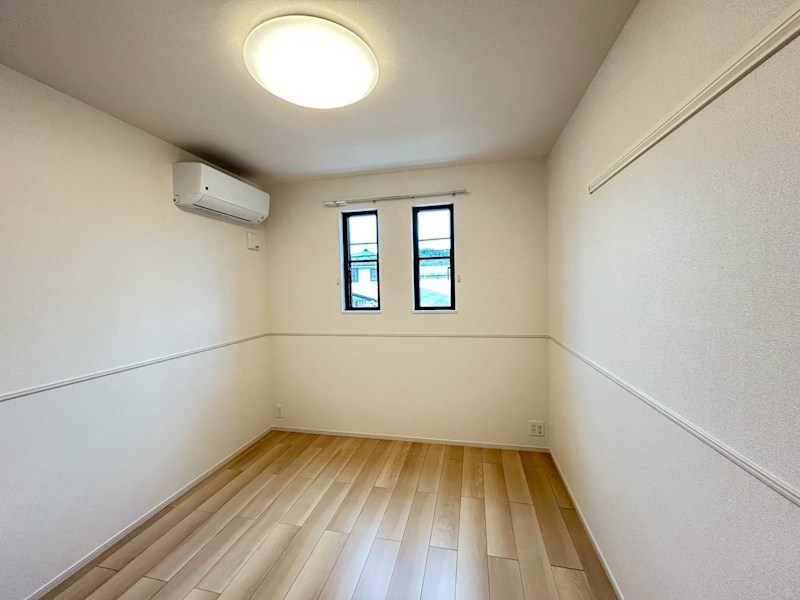 クローバー ベッドルーム