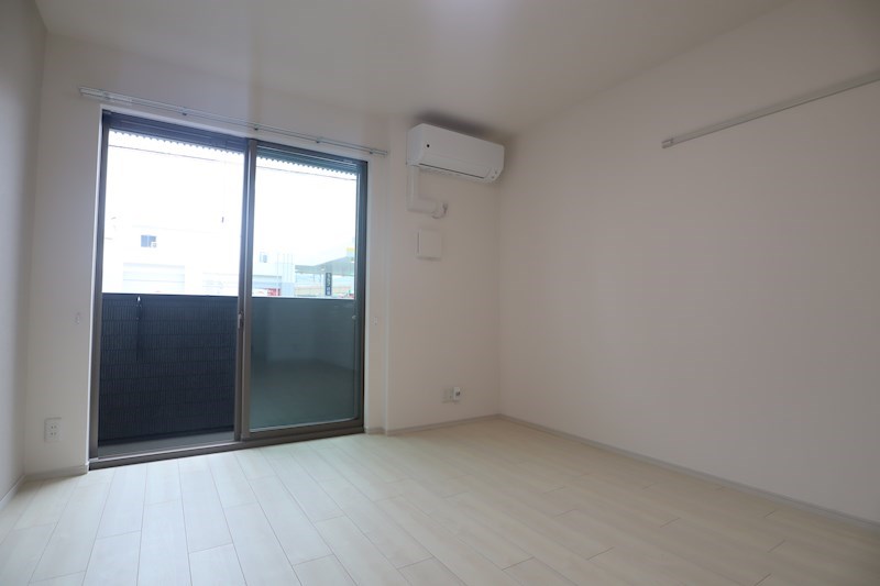 クアトロ・ソレイユ リビング