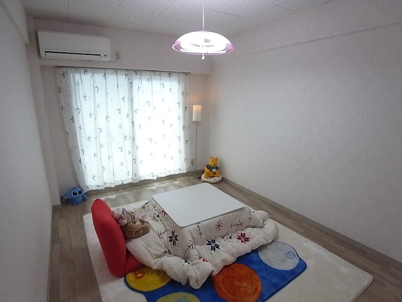 クレール秋篠 リビング