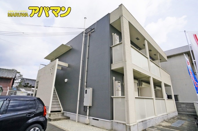 コメンサール 103号室 外観