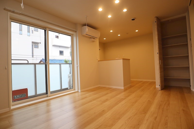 メゾン ソラリス リビング