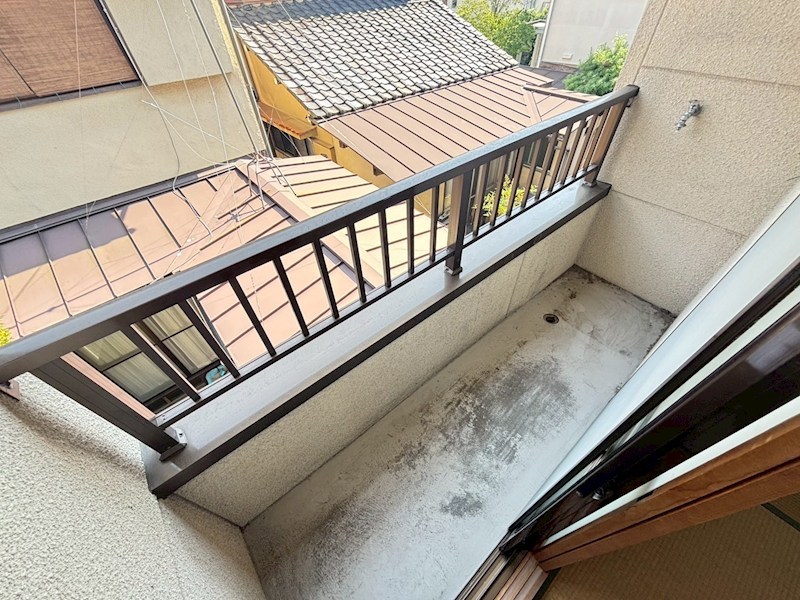 法蓮町三橋メゾネット ベランダ