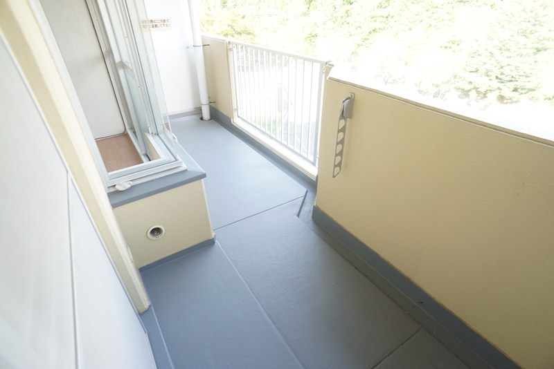 三和平城グランドパレス ベランダ