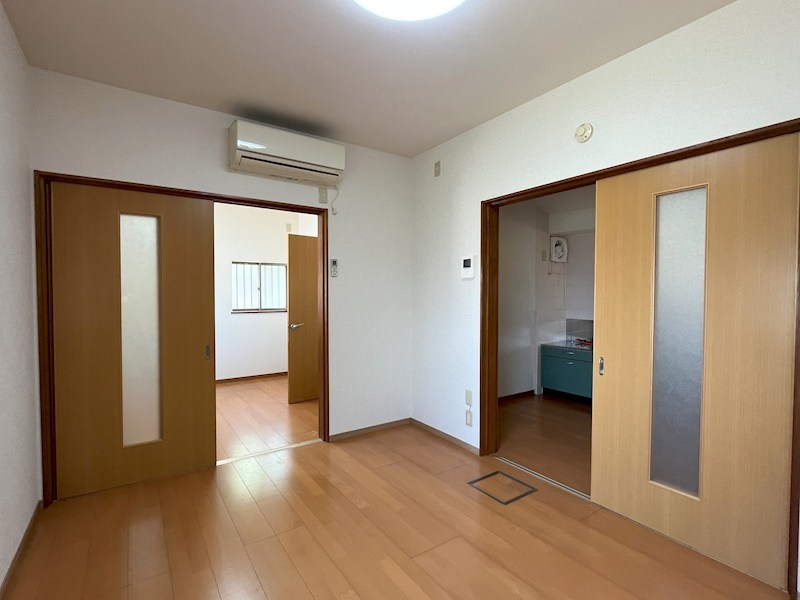 北新町平家戸建 リビング