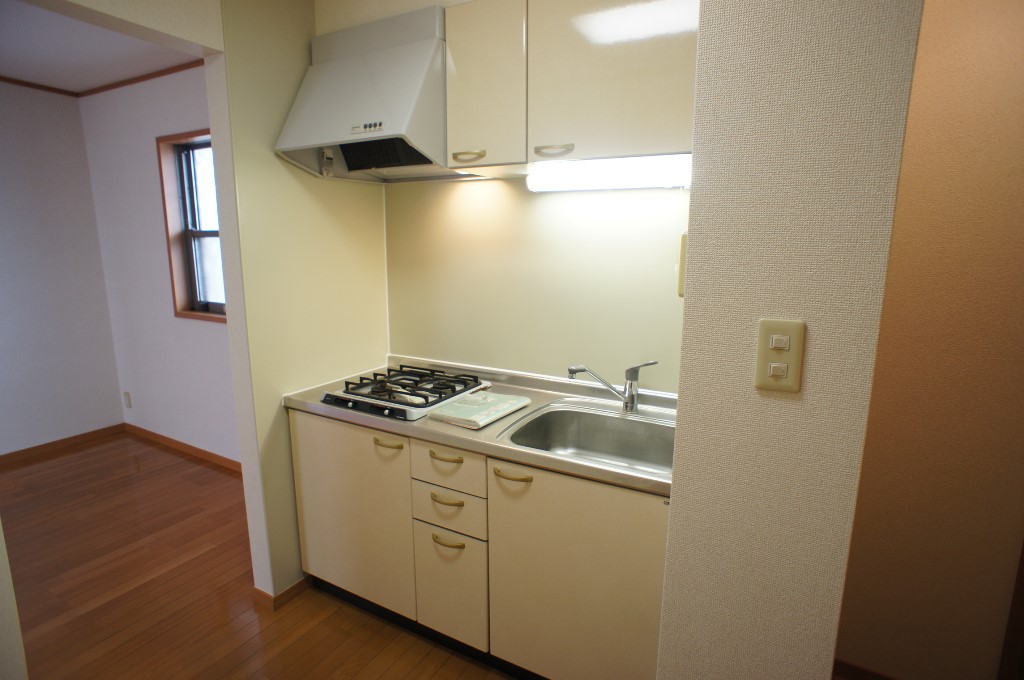 ルーチェ本町 キッチン