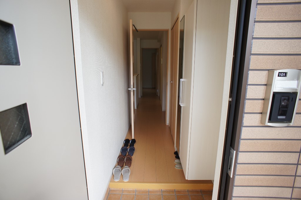 ベル　オーブ 玄関