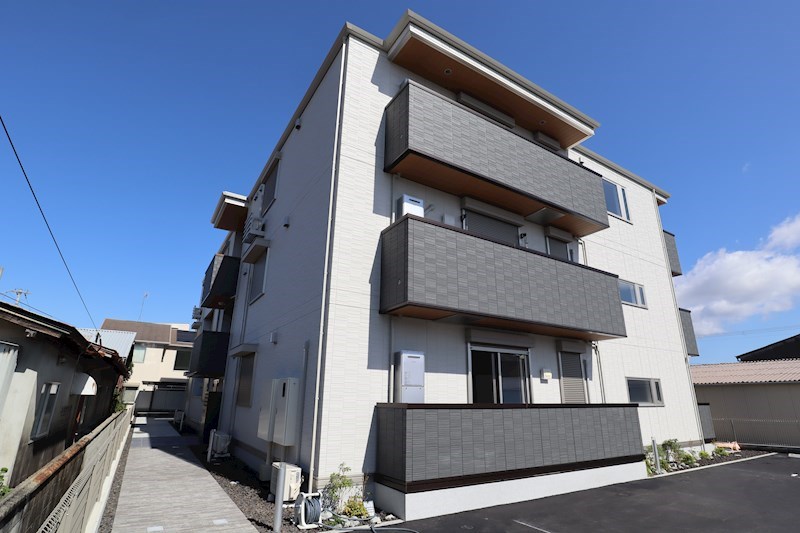 トゥールモンド曽我 201号室 外観