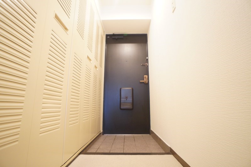 ライフコート富雄 玄関