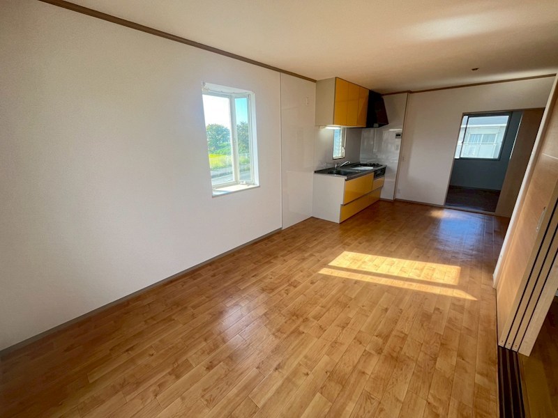 ジェンヌエルブB リビング