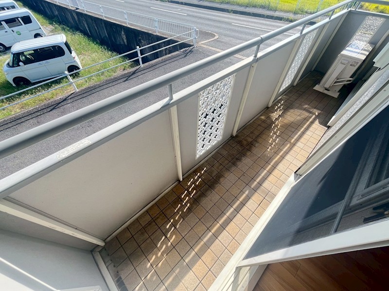 ジェンヌエルブB ベランダ