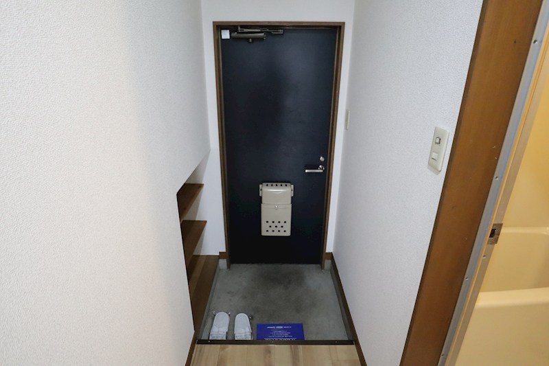 ラ・フォーレ前栽 玄関