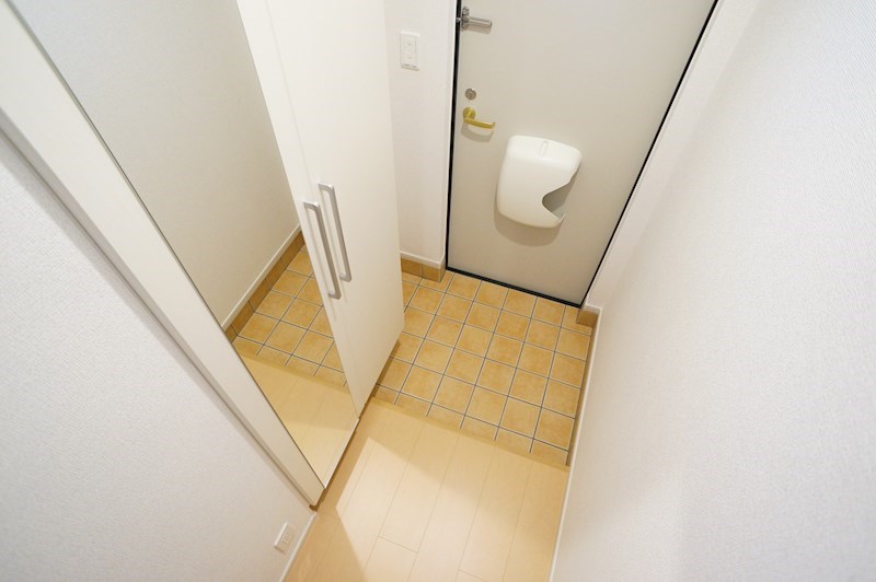 ラピュタＢ 玄関